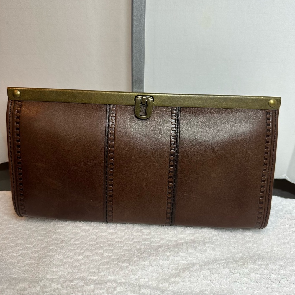 Fossil Brown Leather /clutch Wallet with brush Brass Details - Picture 3 of 17